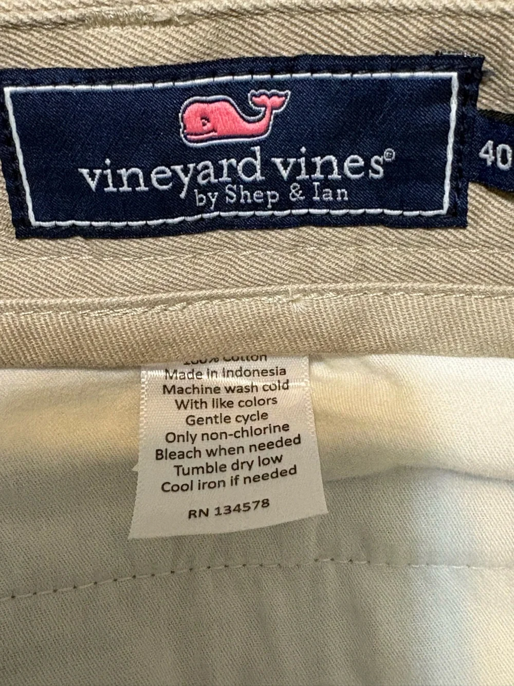Vineyard Vines Men's Khaki Flat-Front Chino Shorts